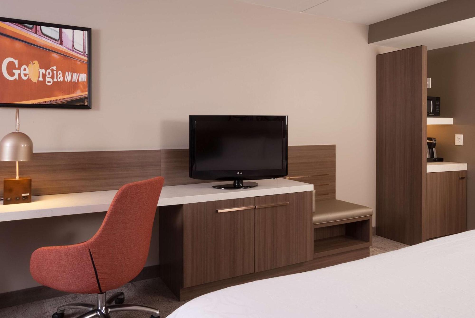 Hilton Garden Inn Atlanta Airport/Millenium Center College Park Exterior foto